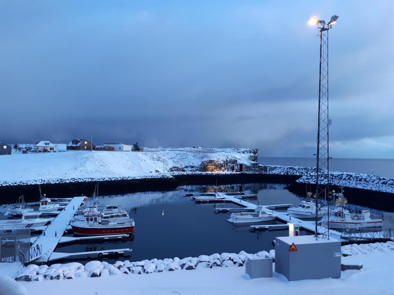 Hotel Duus By Keflavik Airport Екстериор снимка