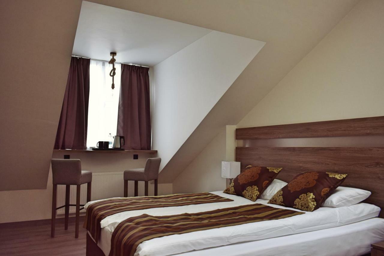 Hotel Duus By Keflavik Airport Екстериор снимка