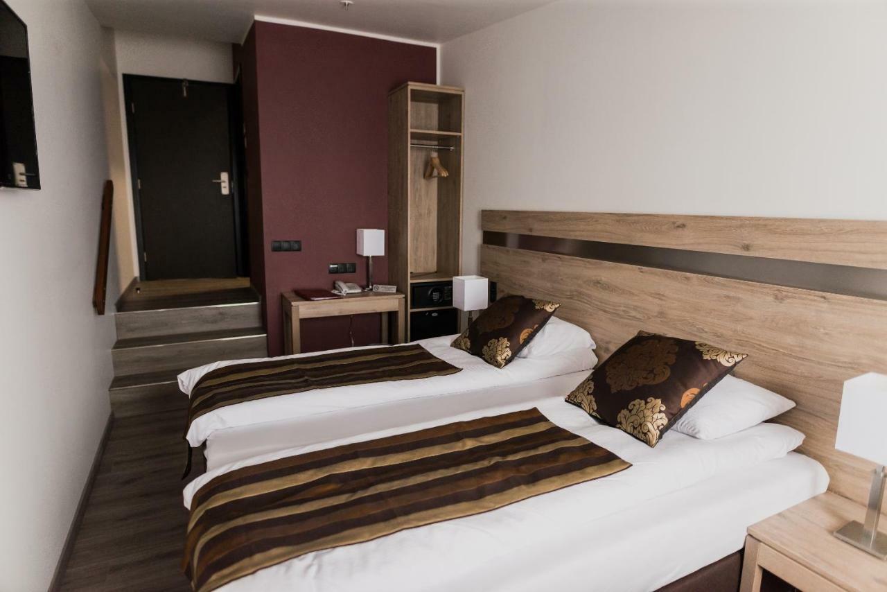 Hotel Duus By Keflavik Airport Екстериор снимка