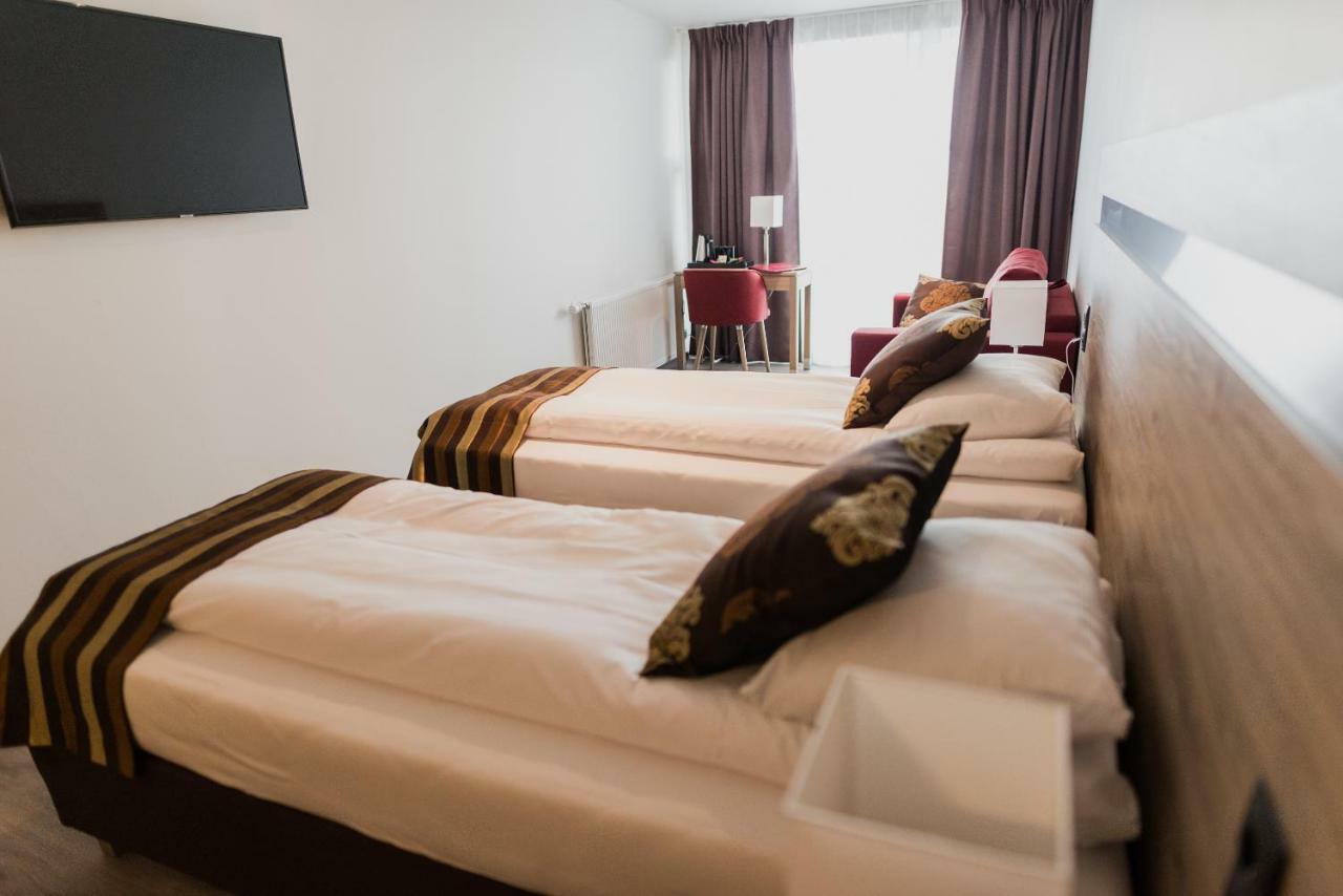 Hotel Duus By Keflavik Airport Екстериор снимка