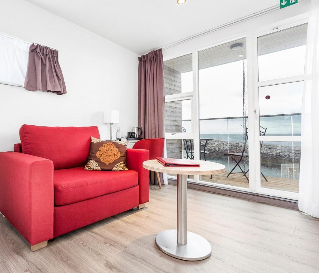 Hotel Duus By Keflavik Airport Екстериор снимка